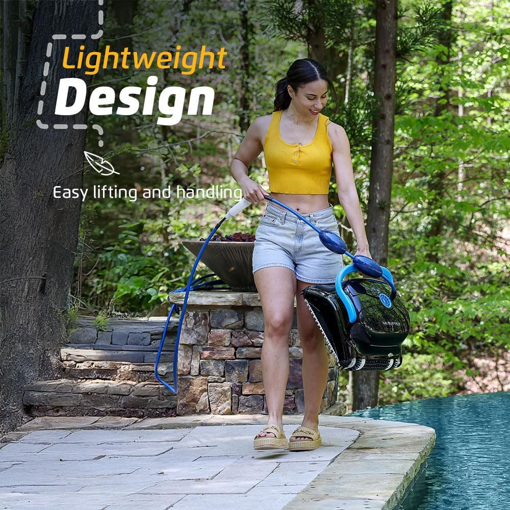 Avtomatski čistilec bazenov Dolphin Nautilus CC