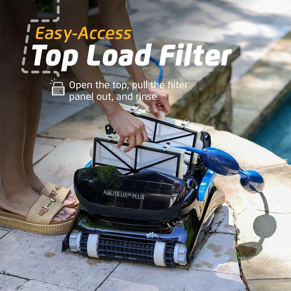 Avtomatski čistilec bazenov Dolphin Nautilus CC